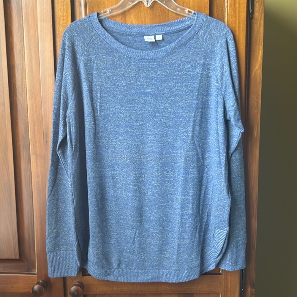 Ladies Gap Lightweight Sweater
